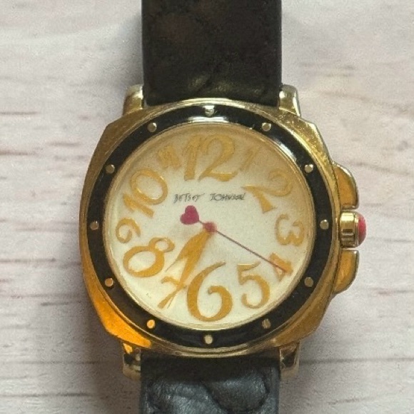 Betsey Johnson Gold Black Signature Logo Leather Quilted Strap Quartz Watch - Picture 5 of 8